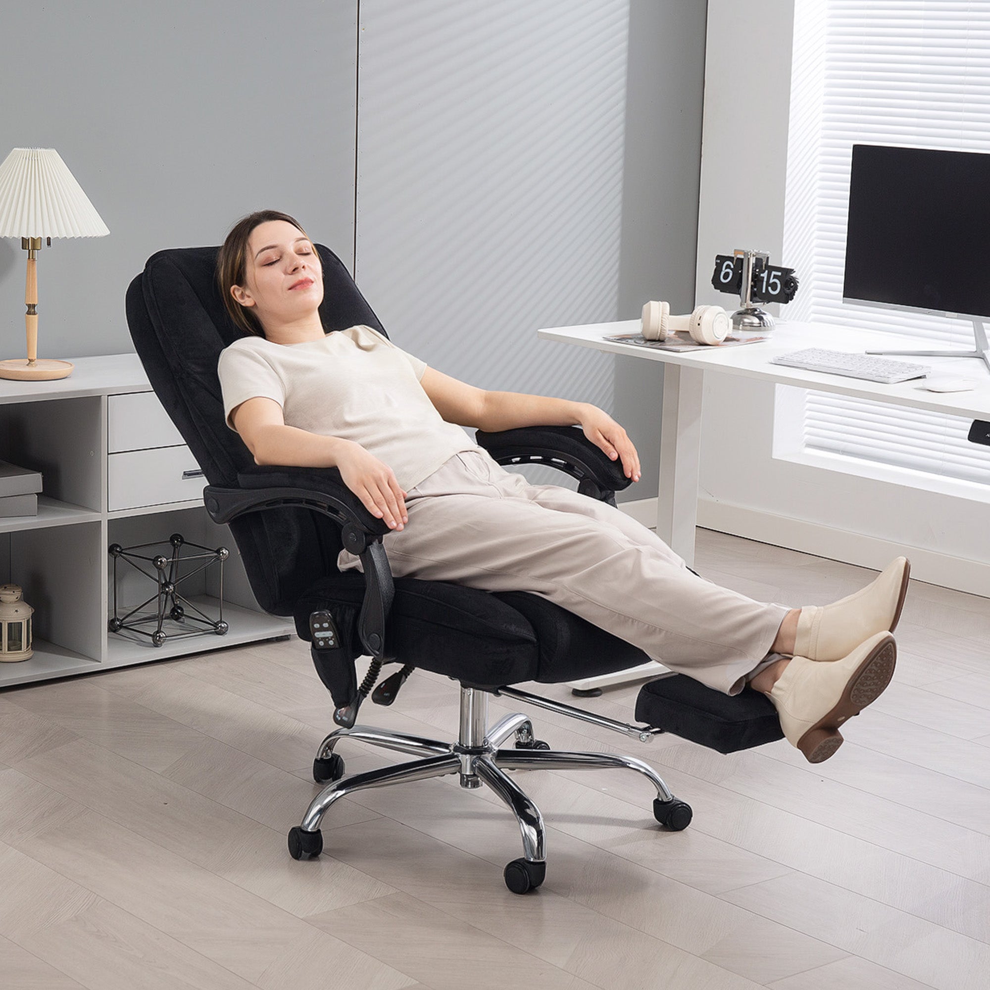 Vinsetto Heated Reclining Massaging Office Desk Chair